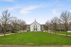 Photo 25- click for photo gallery